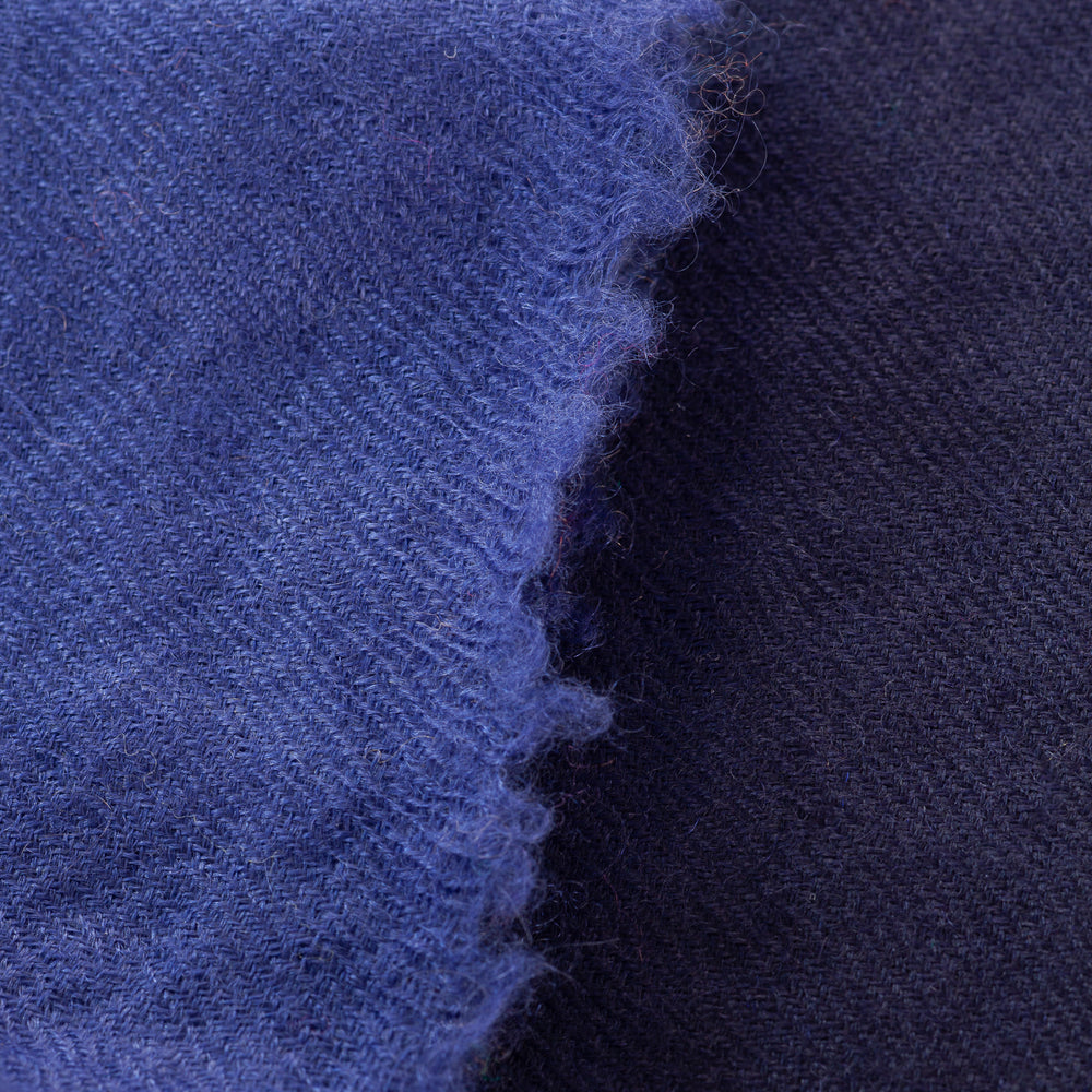 
                      
                        Pashmina Kaschmir Schal - The Breeze  - Ombré Indigo Blue- Marici 
                      
                    