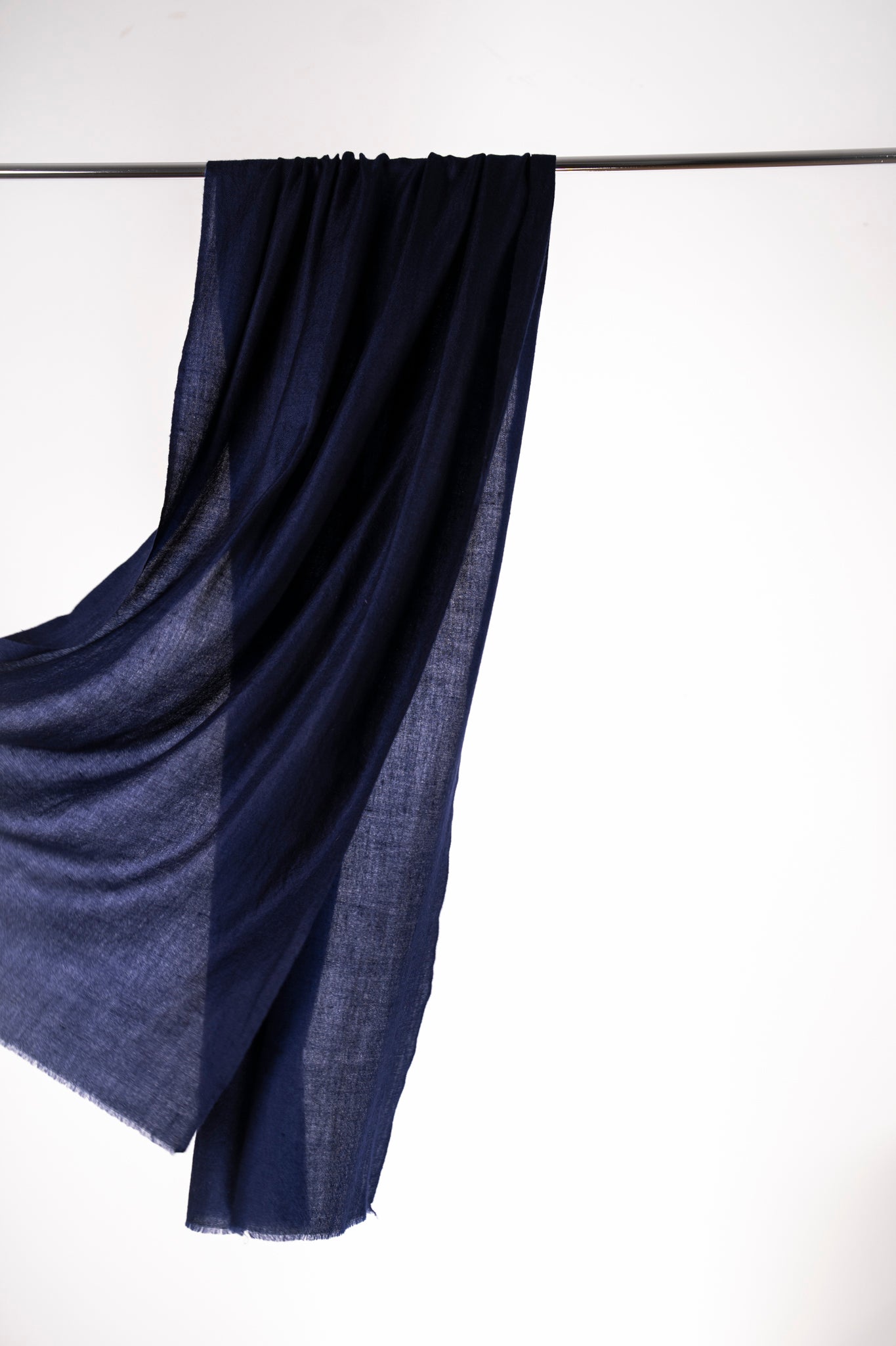 Pashmina Schal - The Breeze in Preppy Navy - Marici