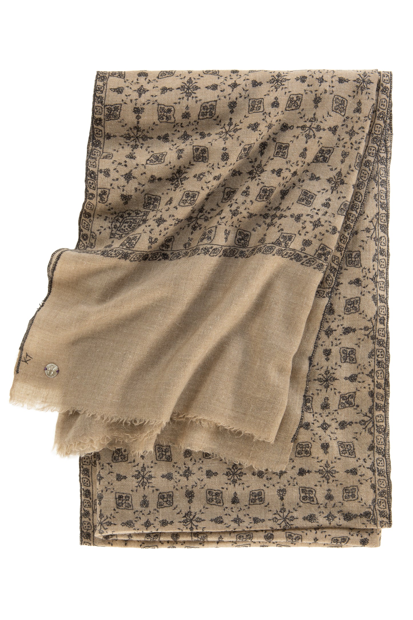 The Adorned Musky Tales | Pashmina