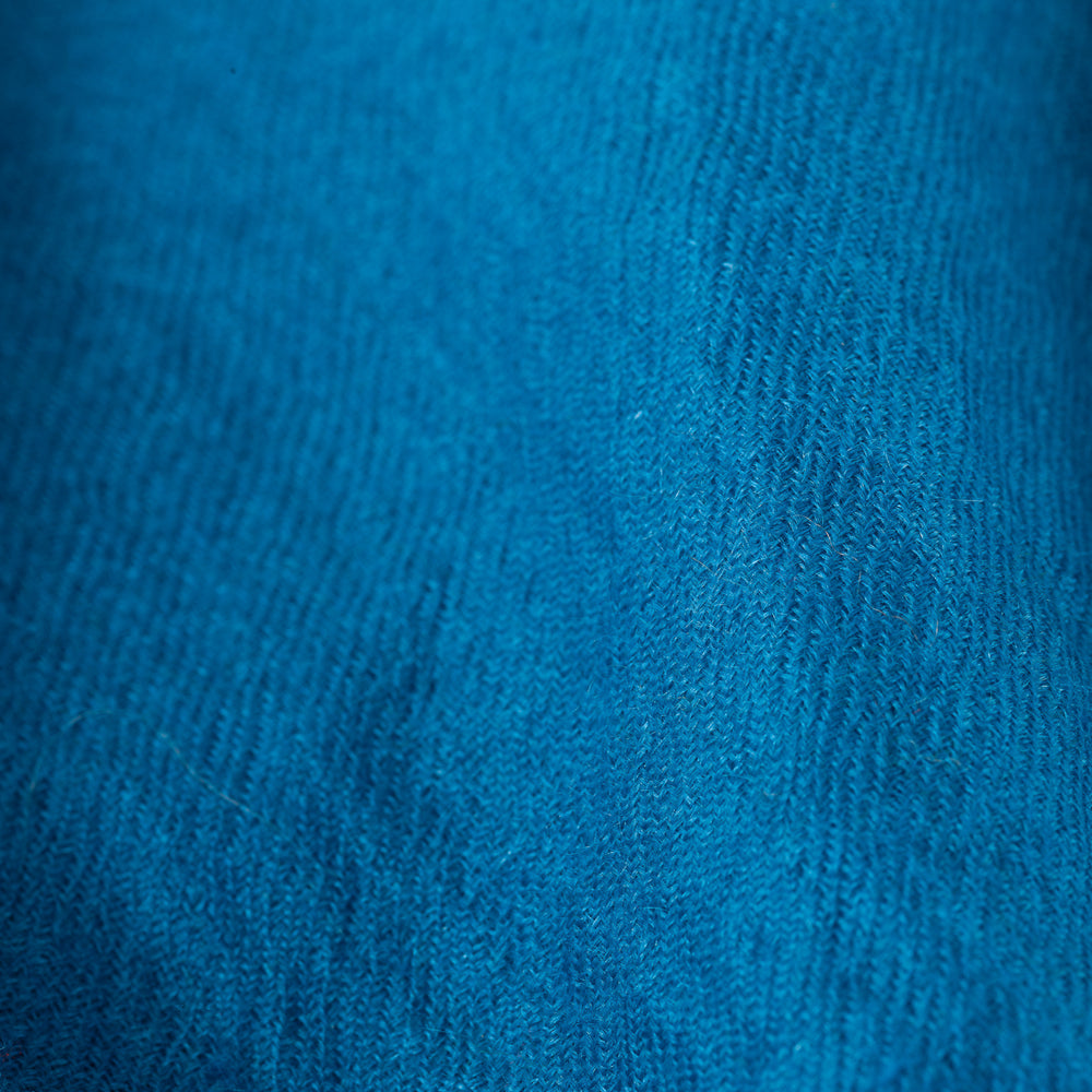 
                      
                        The Breeze in Ocean Azure I Pashmina
                      
                    