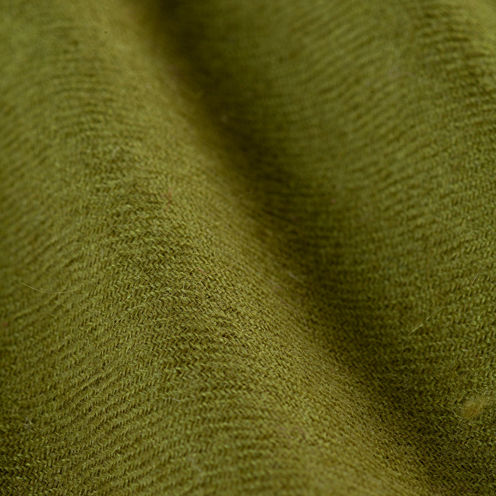 
                      
                        Pashmina Schal - The Breeze in Alluring Olive - Marici
                      
                    