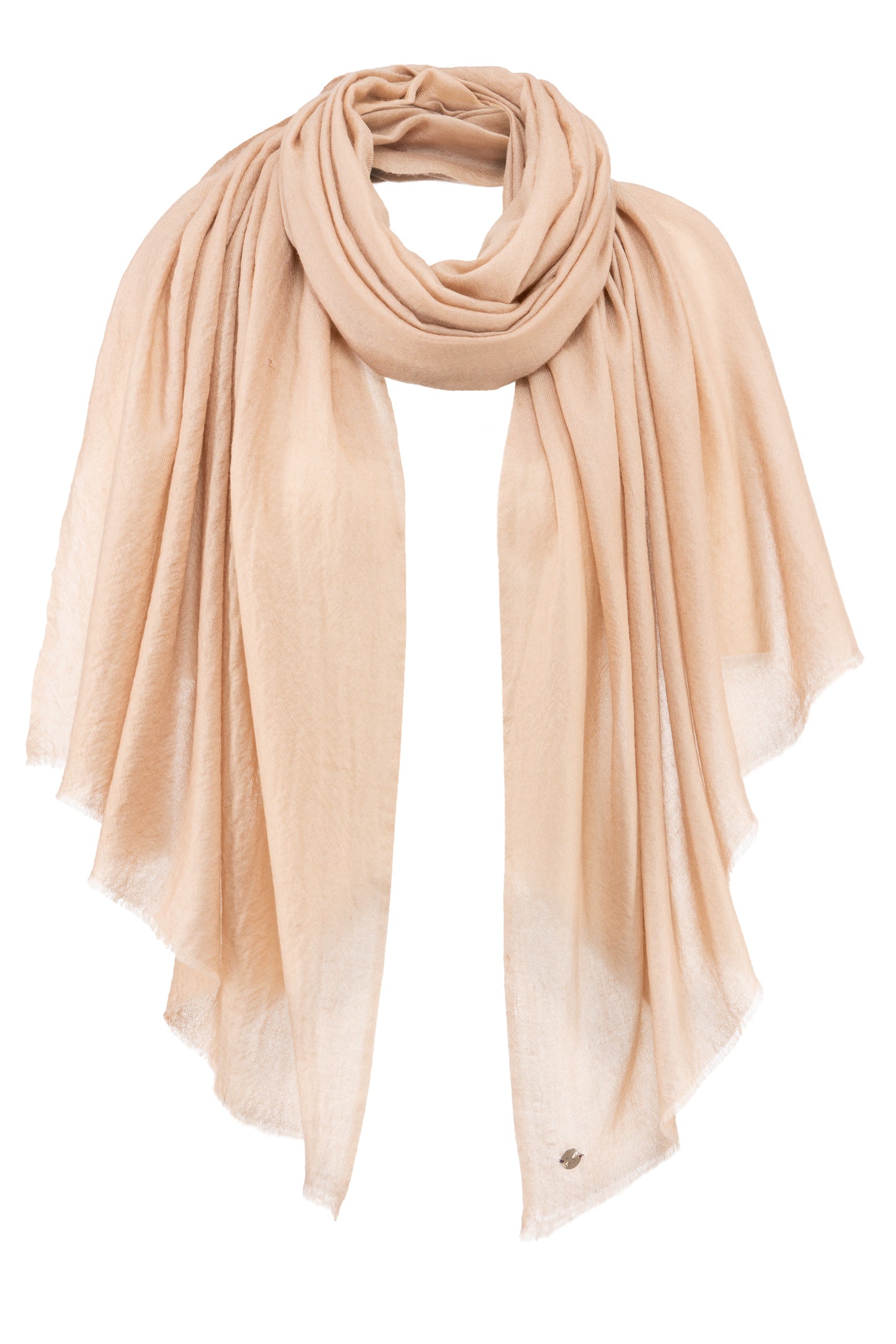 Pashmina Kaschmir Schal „The Breeze – Champagne Beige“ in warmem Champagner-Beige; ultraleicht, weich und handgefertigt von Mārīci.
